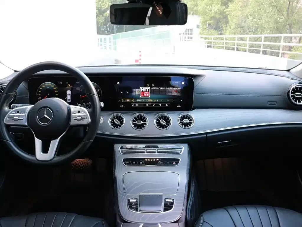 Mercedes-Benz CLS — фото 10