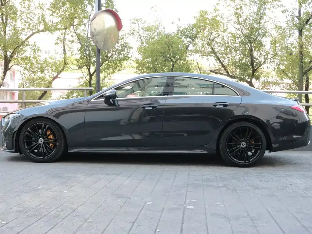 Mercedes-Benz CLS — фото 2