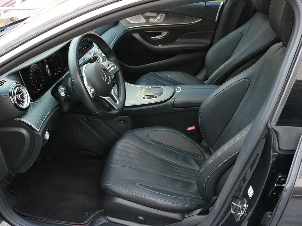 Mercedes-Benz CLS — фото 8