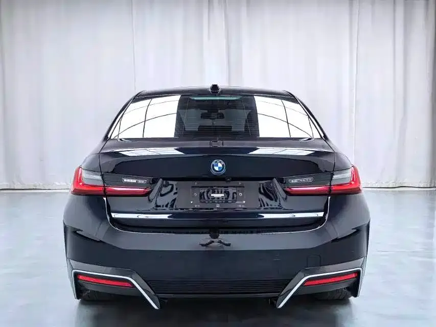 BMW i3 — фото 8