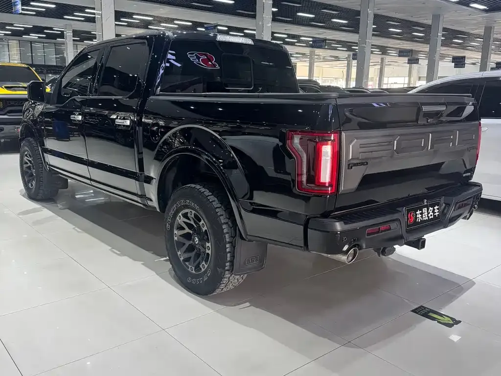 Ford F-150 Raptor — фото 7