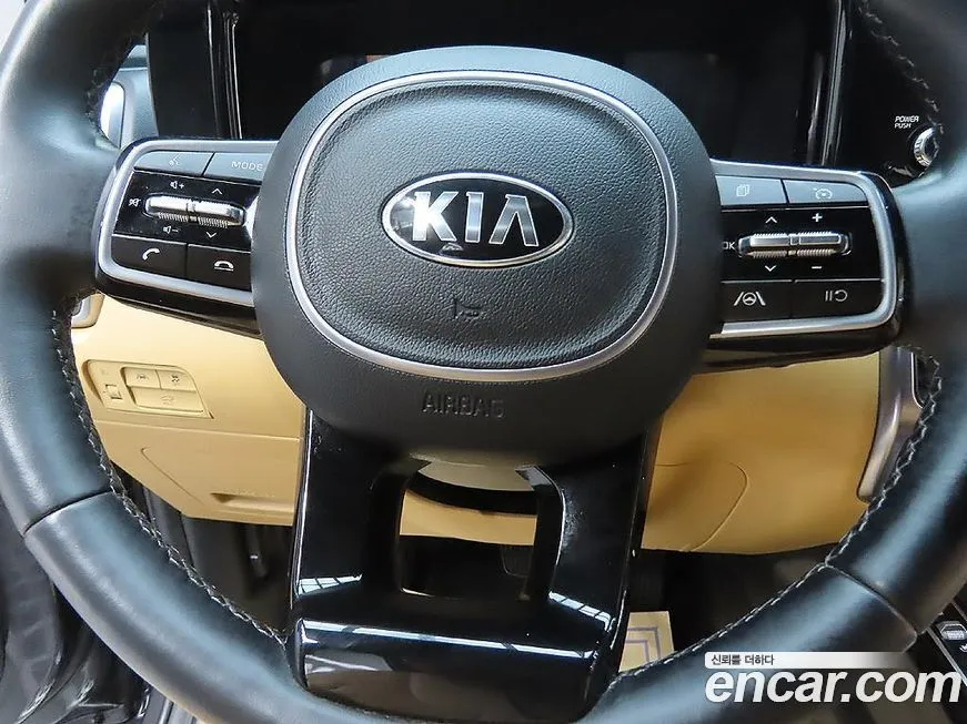 Kia Sorento — фото 10