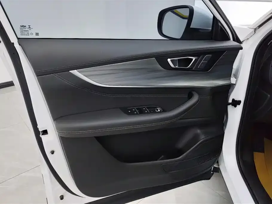 Chery Tiggo 8 PLUS — фото 7