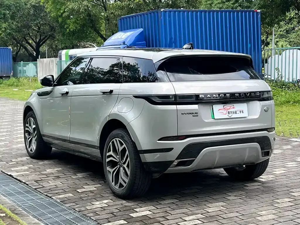 Land Rover Evoque PHEV — фото 6
