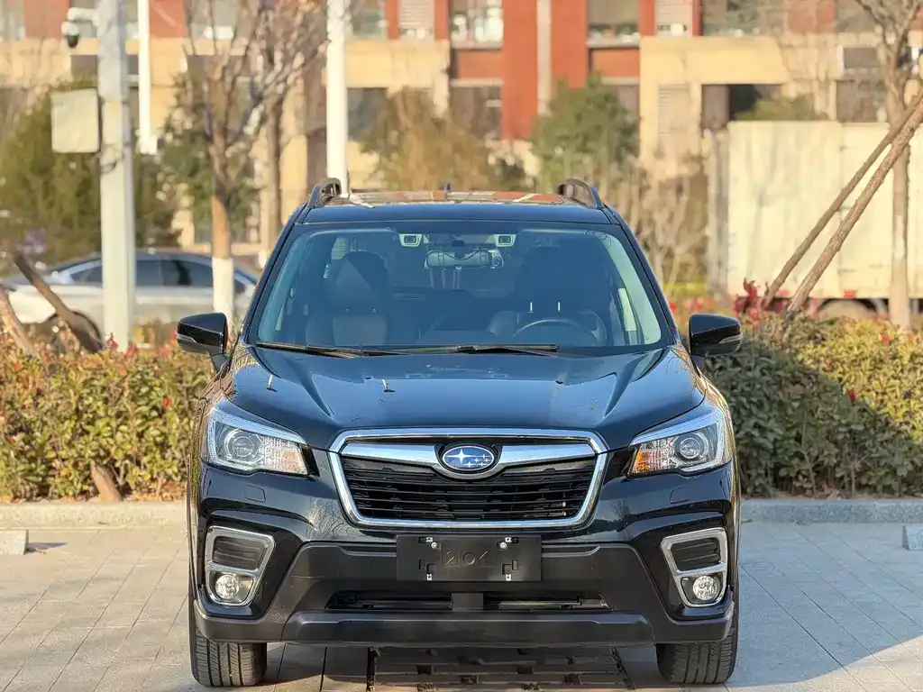 Subaru Forester — фото 2