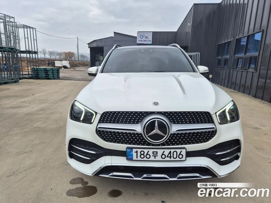 Mercedes-Benz GLE-Class — фото 1