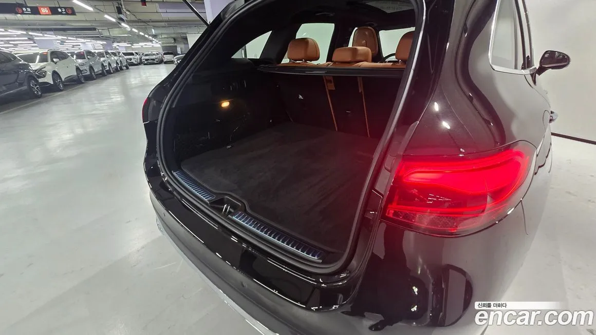 Mercedes-Benz GLC-Class — фото 10
