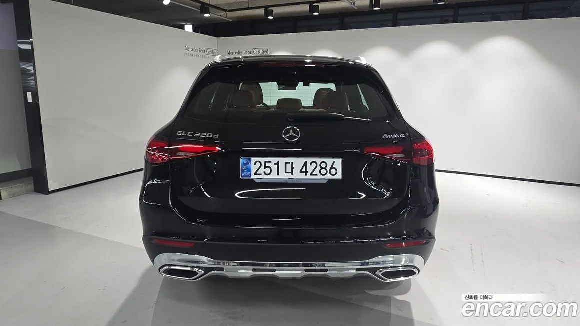 Mercedes-Benz GLC-Class — фото 7