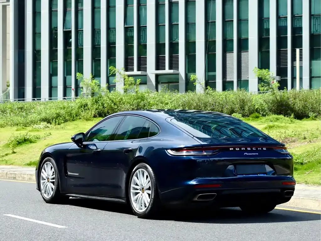 Porsche Panamera — фото 4