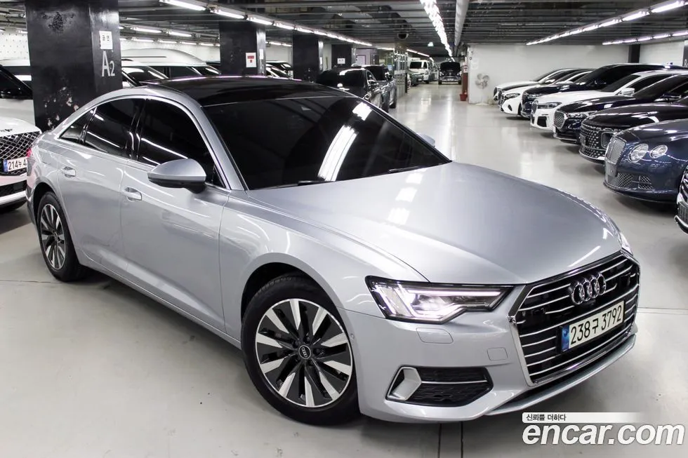 Audi A6 — фото 1
