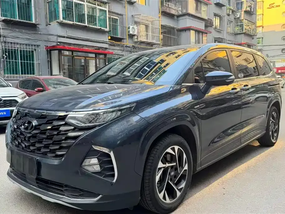 Hyundai Custo — фото 1