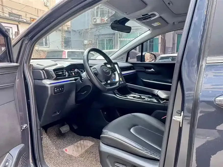 Hyundai Custo — фото 9