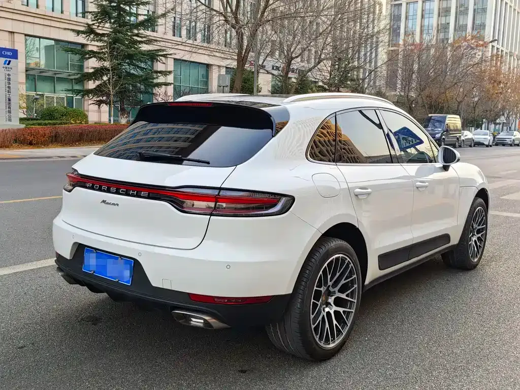 Porsche Macan — фото 4