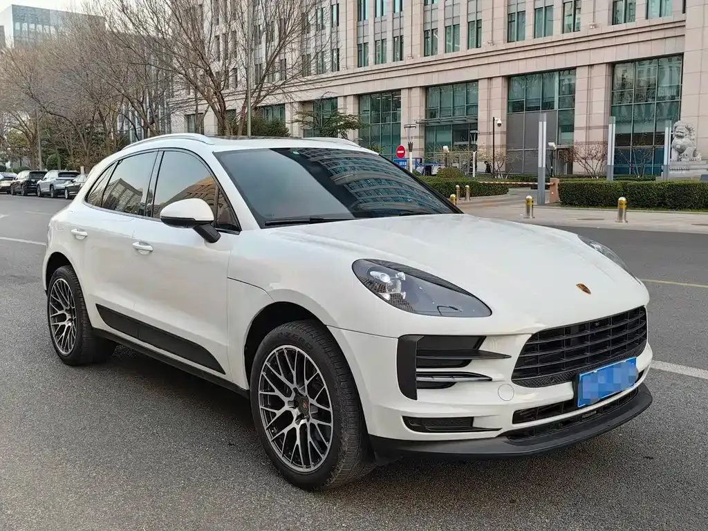Porsche Macan — фото 5