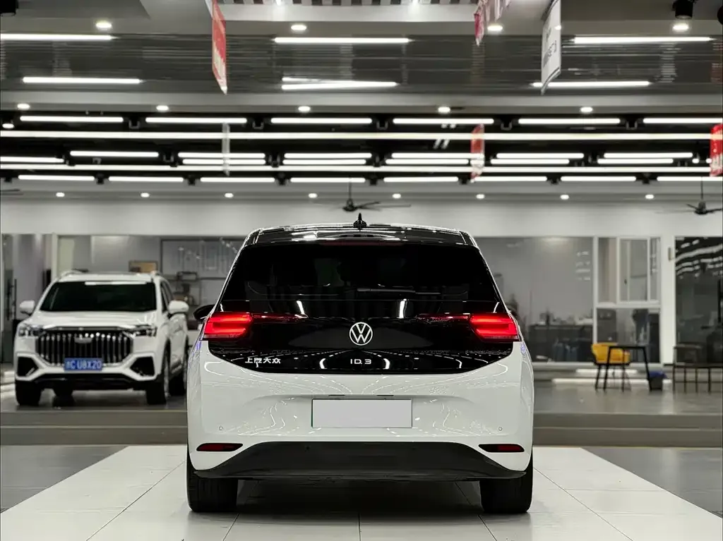 Volkswagen ID.3 — фото 5