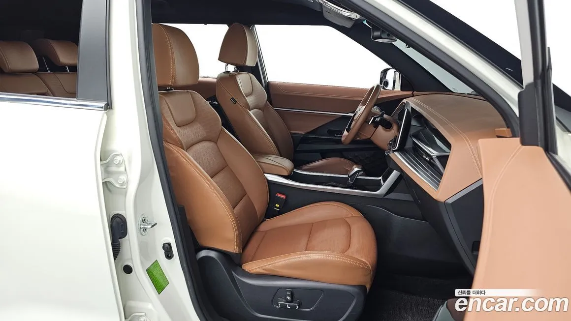 KG Mobility (Ssangyong) Torres — фото 10