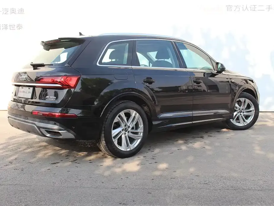 Audi Q7 — фото 4