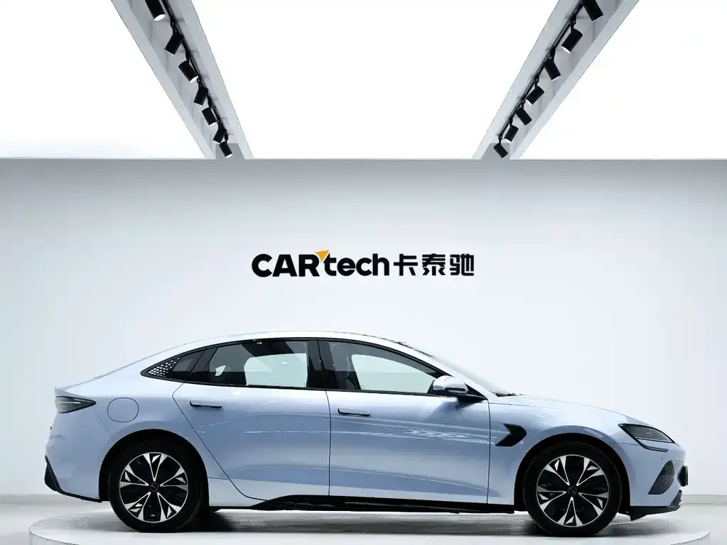 BYD Seal — фото 4