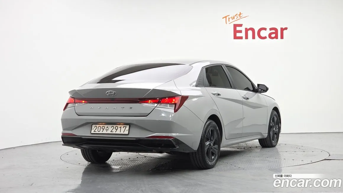 Hyundai AVANTE — фото 4
