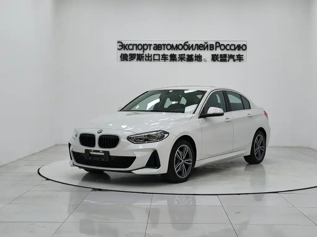 BMW 1 Series — фото 1