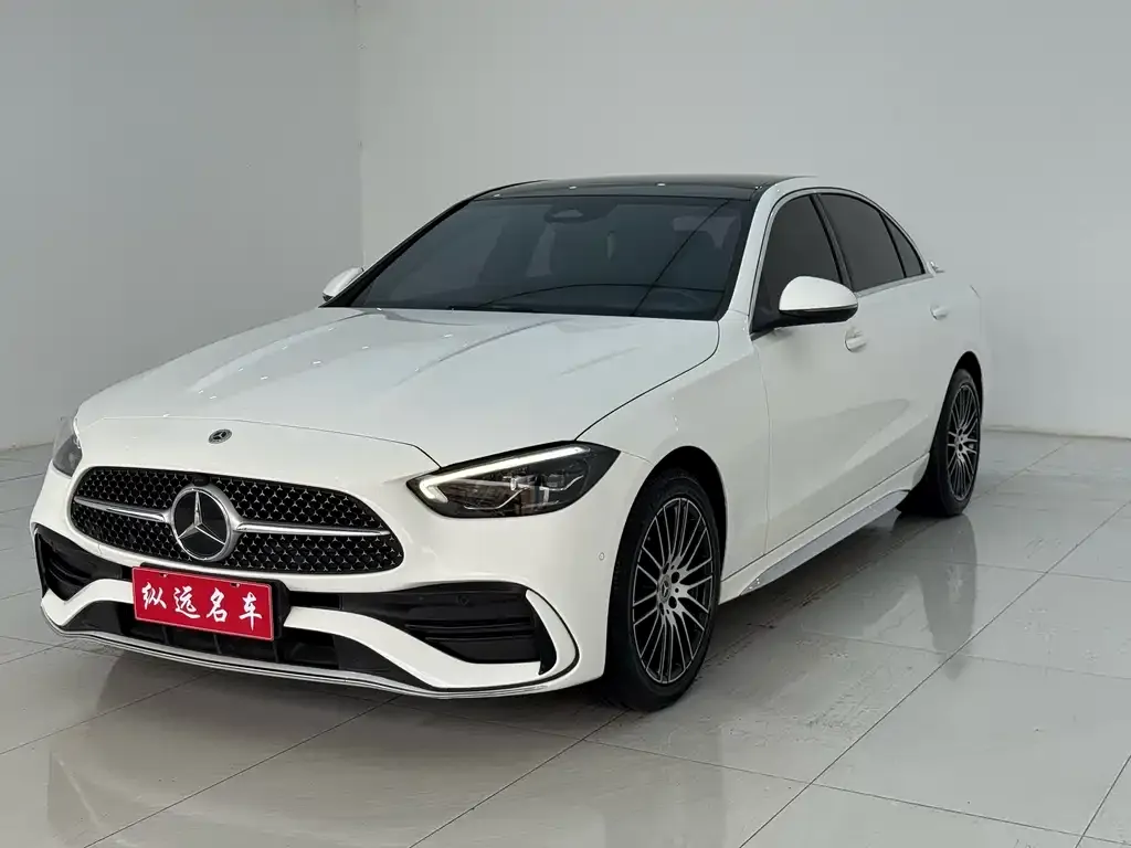 Mercedes-Benz C-Class — фото 1