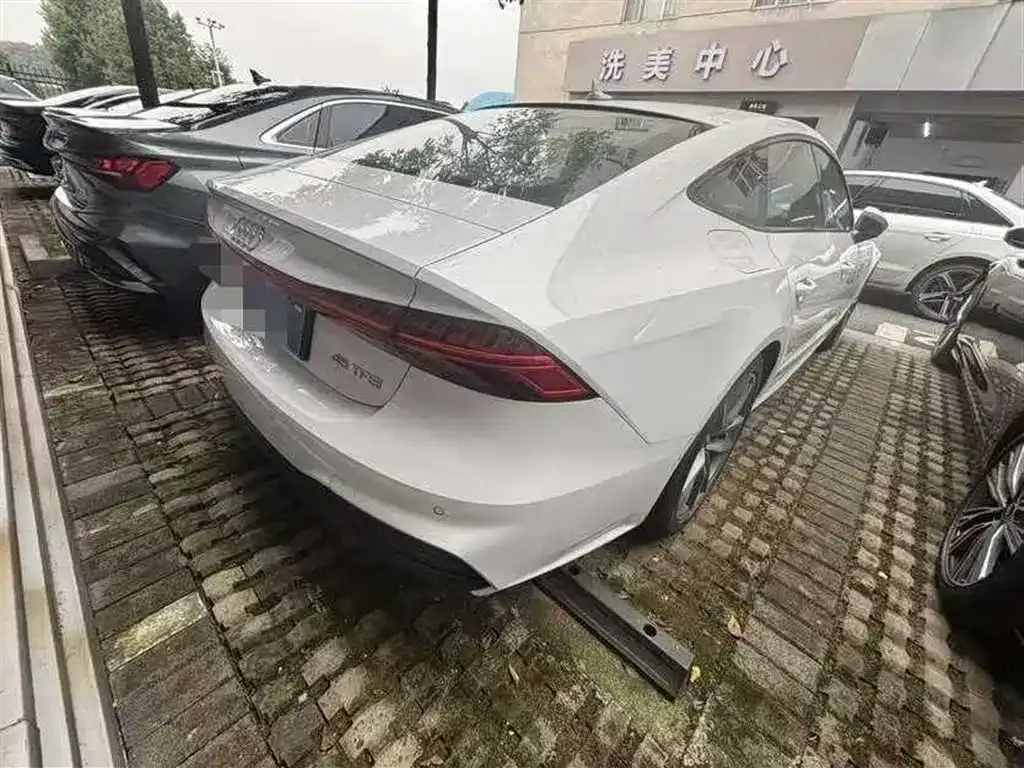 Audi A7 — фото 6