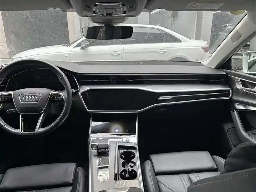 Audi A7 — фото 8