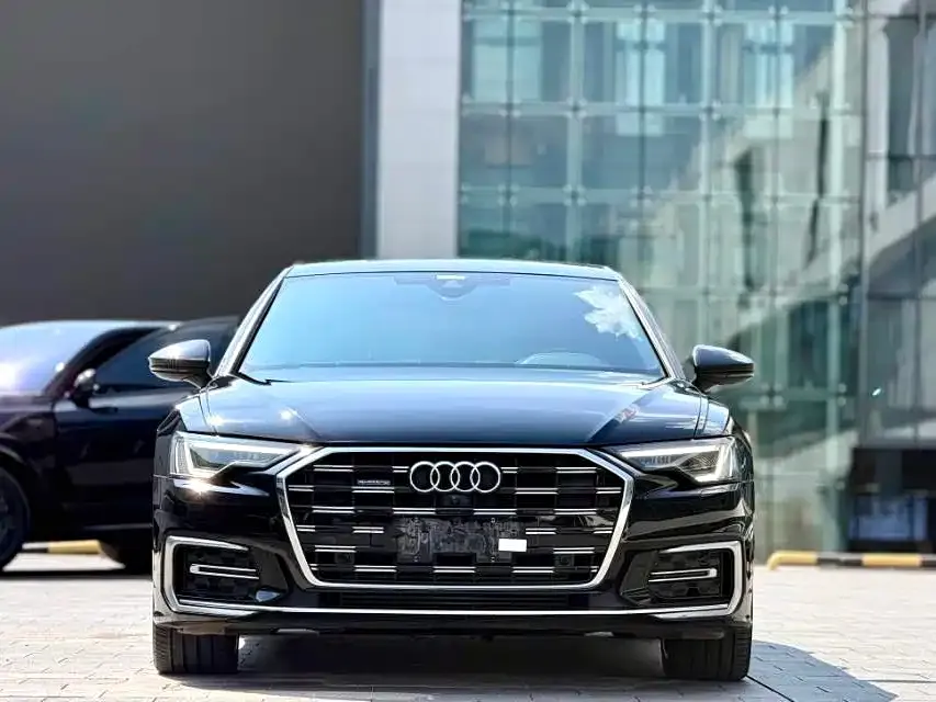 Audi A6L — фото 2