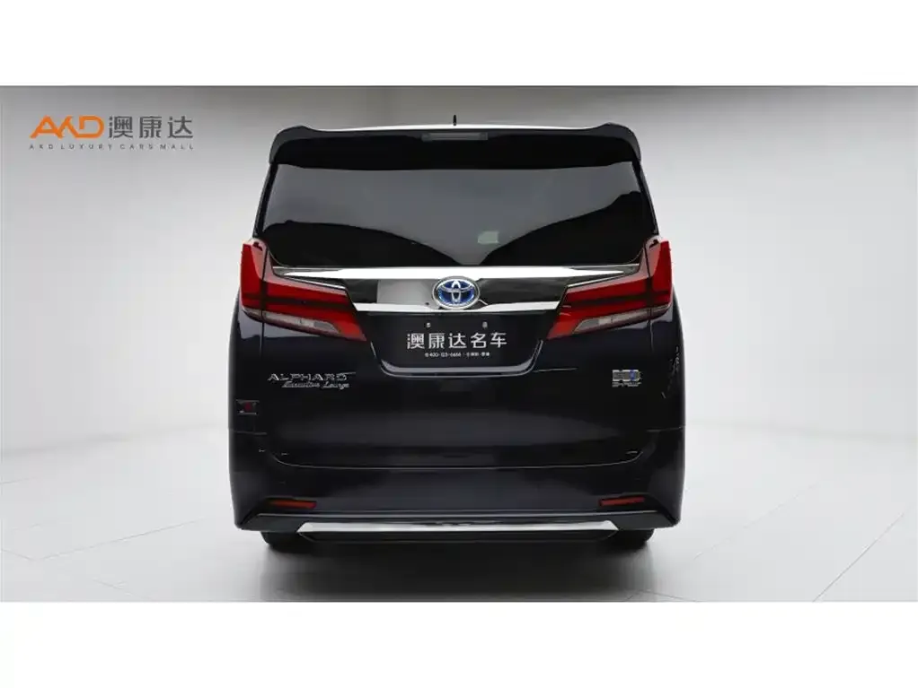 Toyota Alphard — фото 4