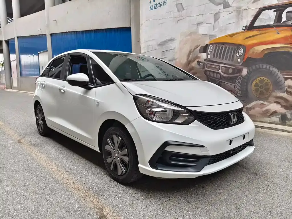 Honda Fit — фото 3