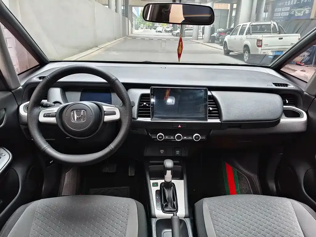Honda Fit — фото 5