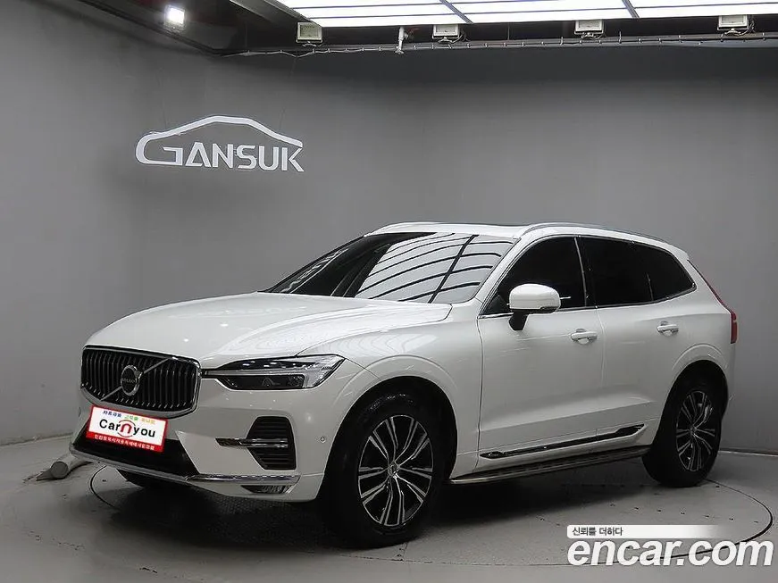 Volvo XC60 — фото 1