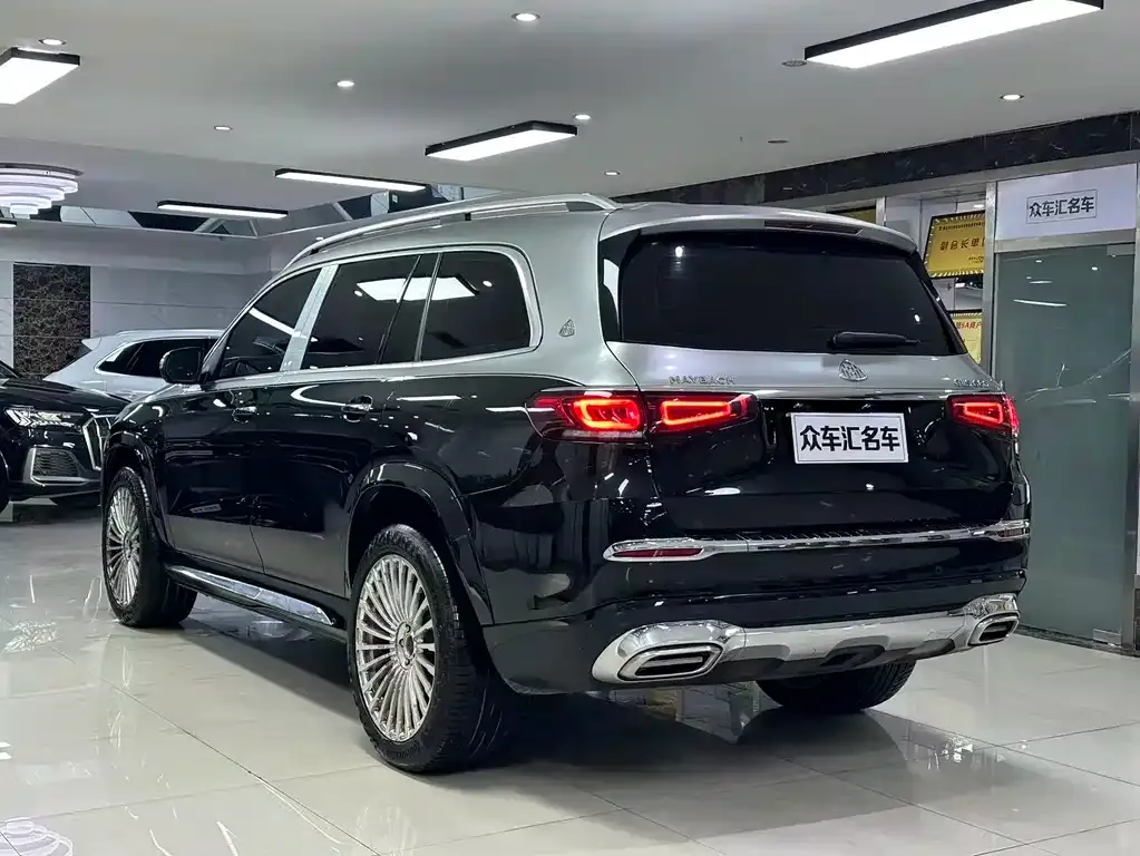 Mercedes-Benz GLS — фото 4