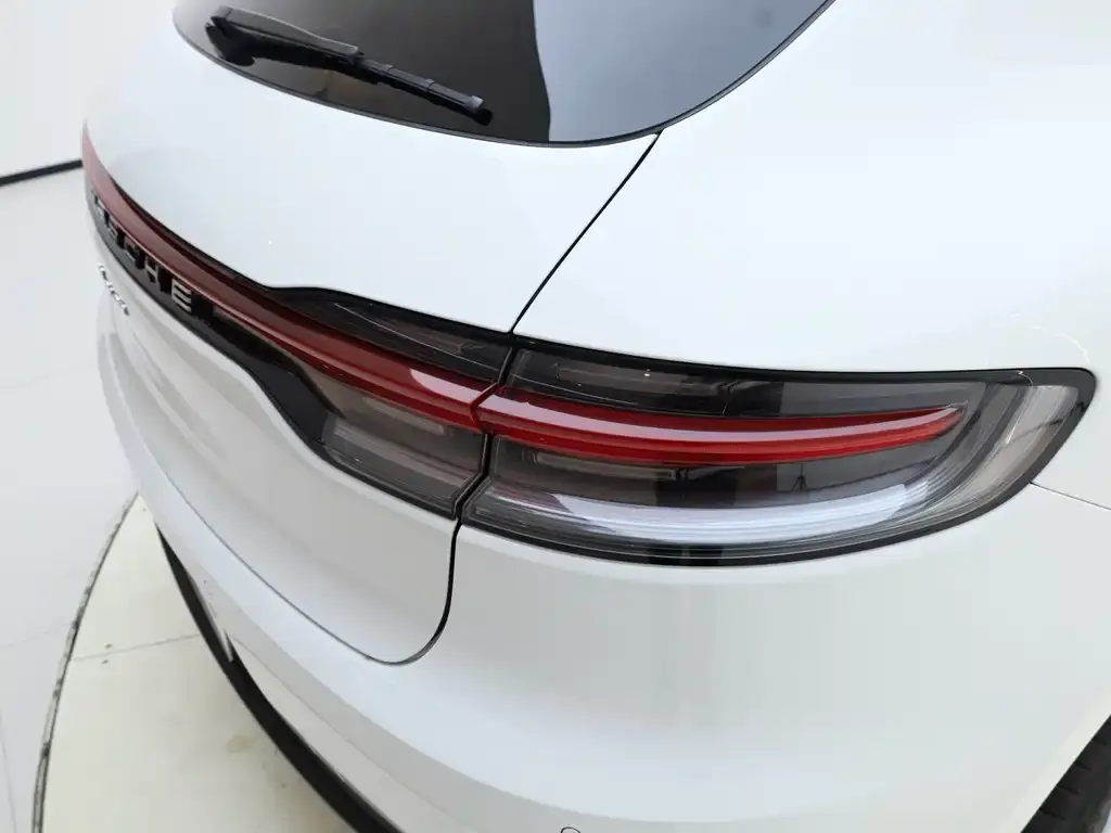 Porsche Macan — фото 10