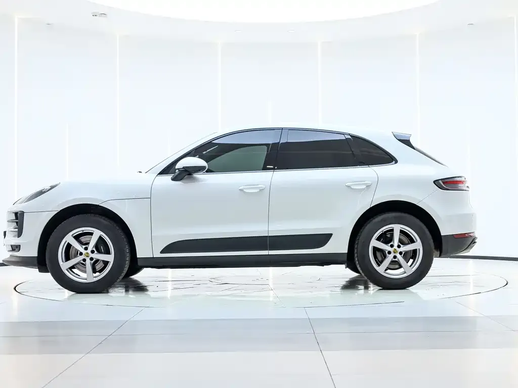 Porsche Macan — фото 3