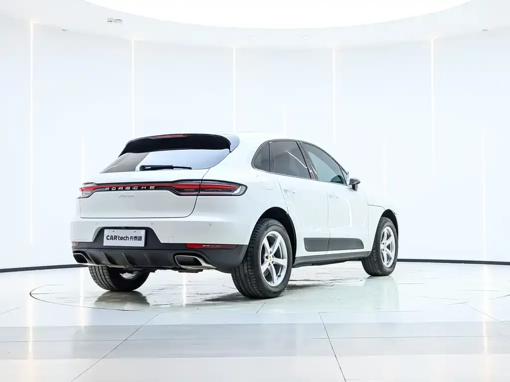 Porsche Macan — фото 6