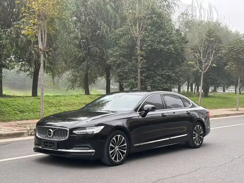 Volvo S90 — фото 3