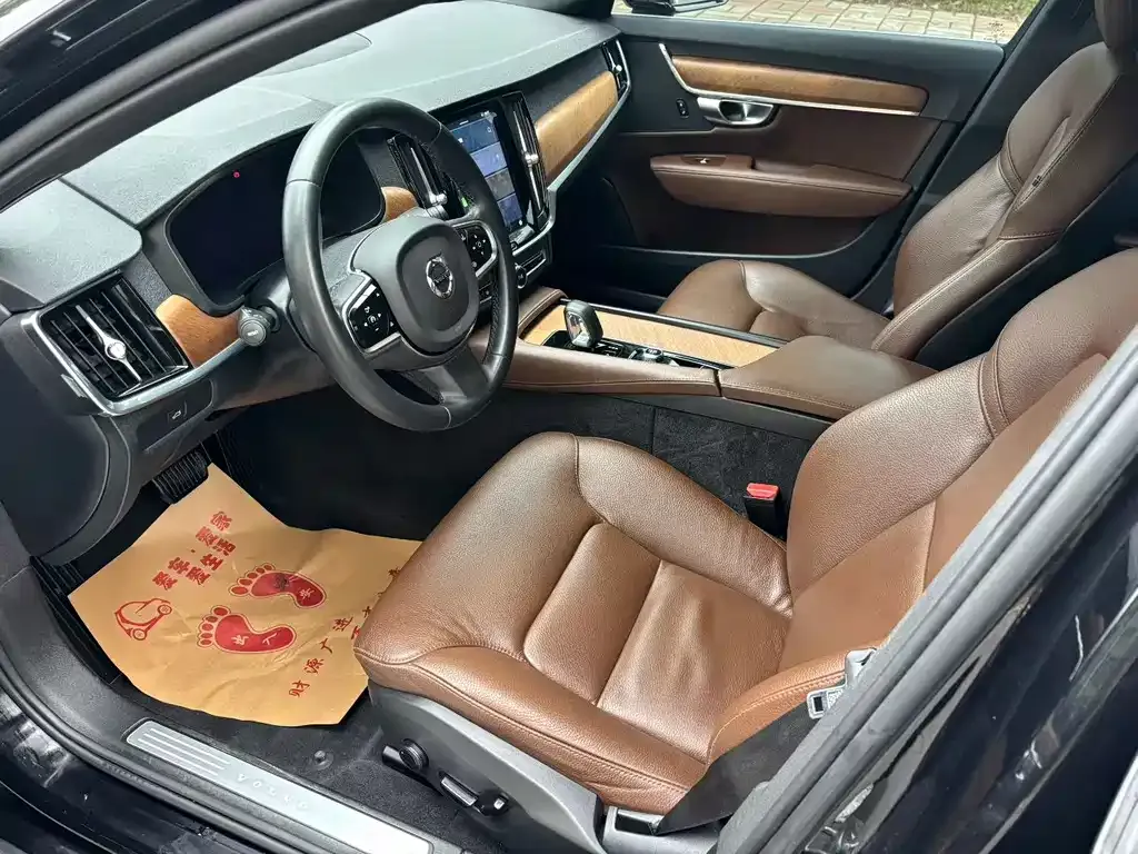 Volvo S90 — фото 4