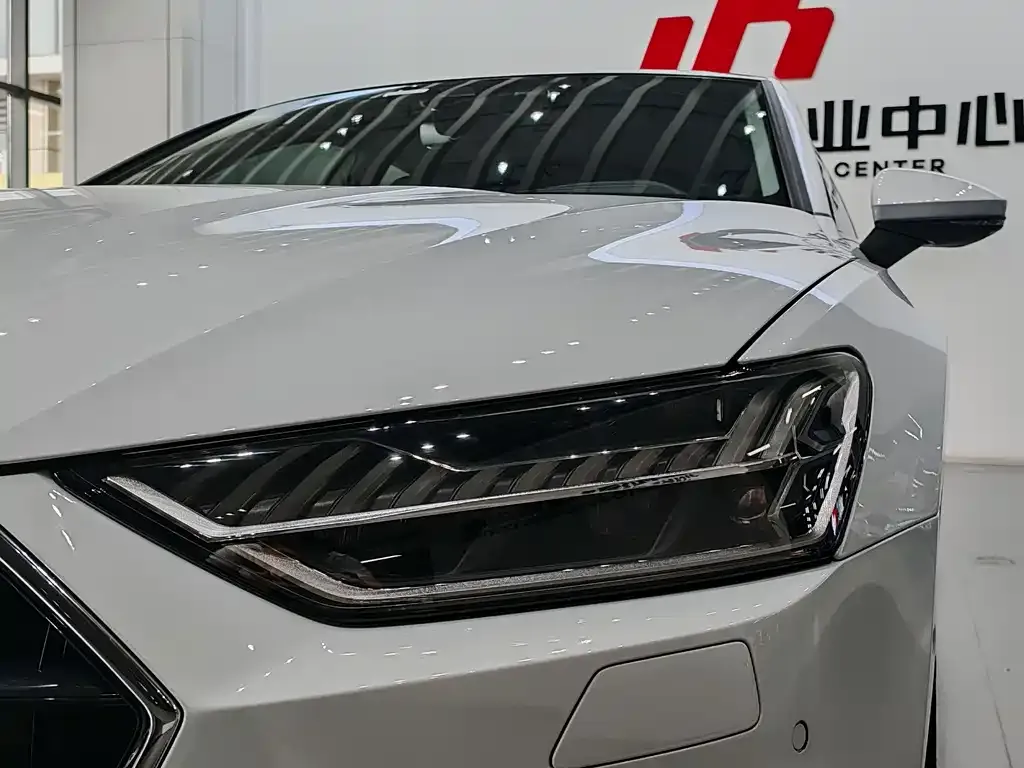 Audi A7 — фото 6