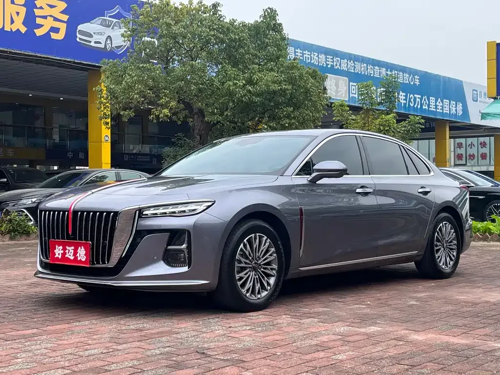 Hongqi H5 — фото 1