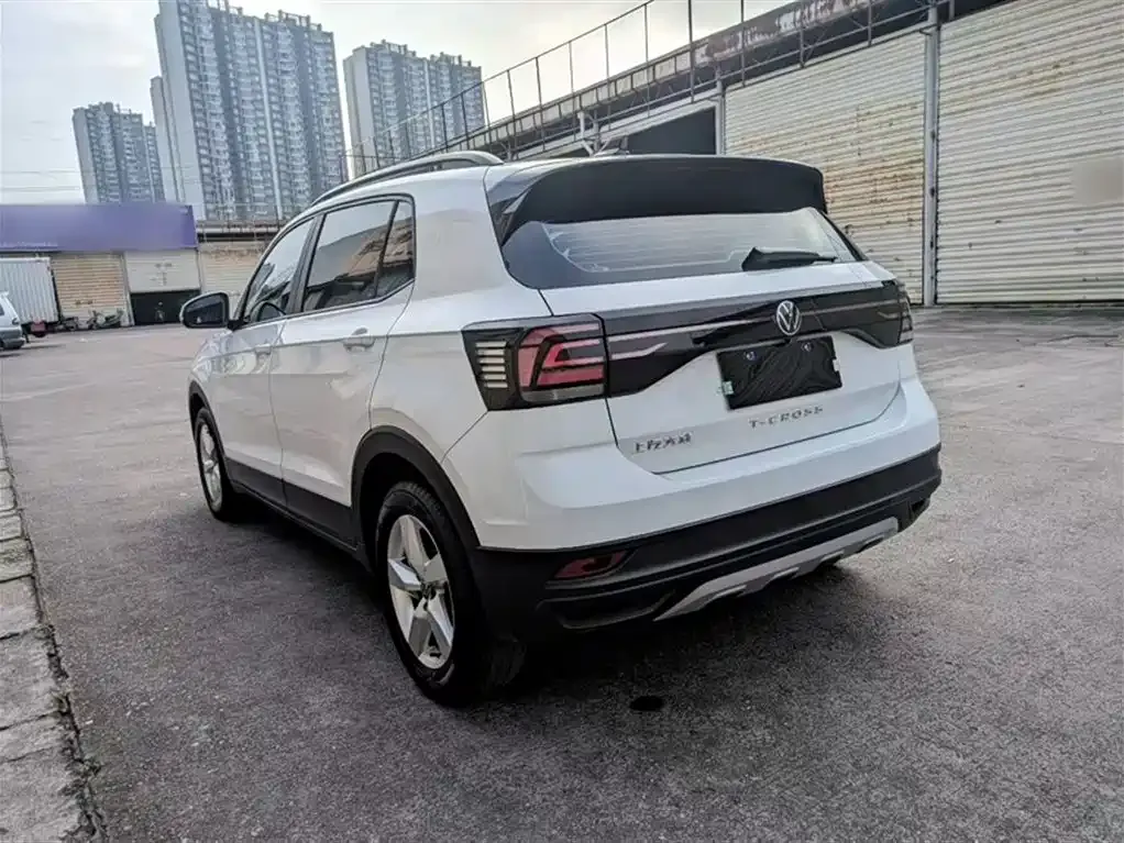 Volkswagen T-Cross — фото 5