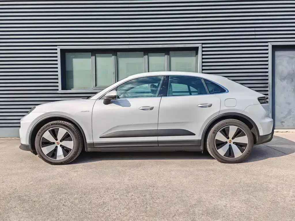 Porsche Macan EV — фото 3
