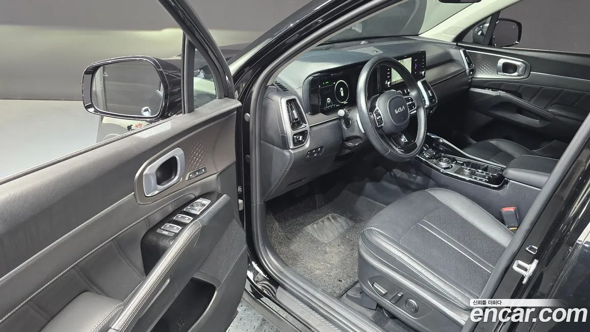 Kia Sorento — фото 10