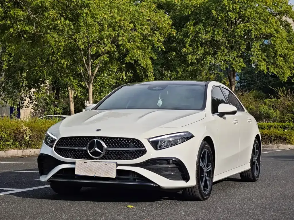 Mercedes-Benz A-Class — фото 1