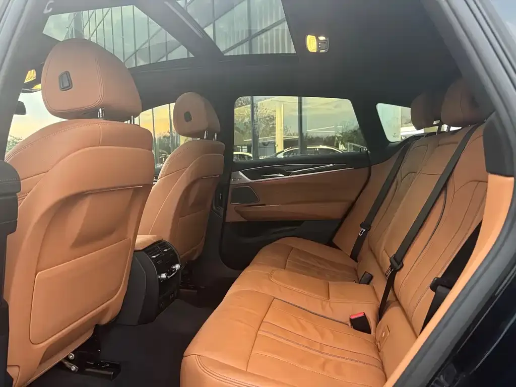 BMW 6 Series GT — фото 8