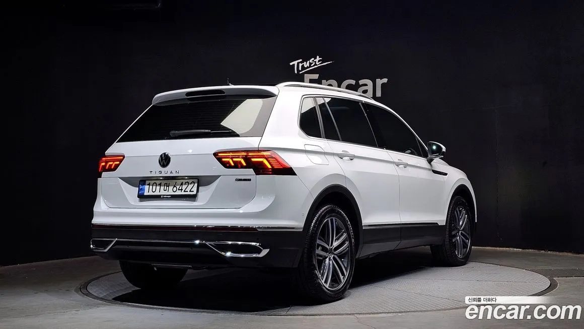 Volkswagen Tiguan — фото 2