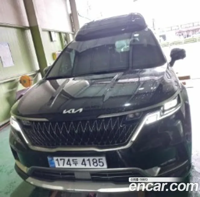 Kia Carnival — фото 1