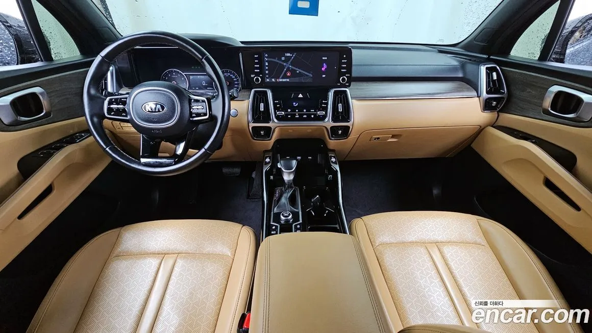 Kia Sorento — фото 7