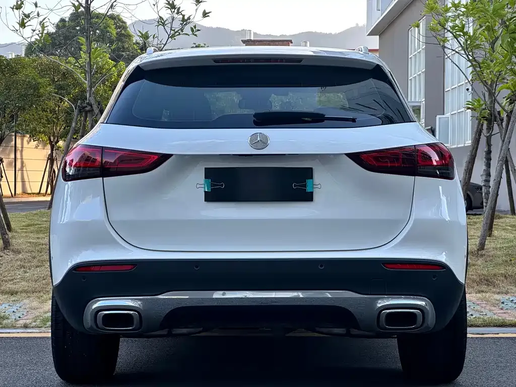 Mercedes-Benz GLA — фото 8