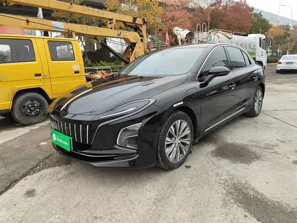 Hongqi E-QM5 — фото 2